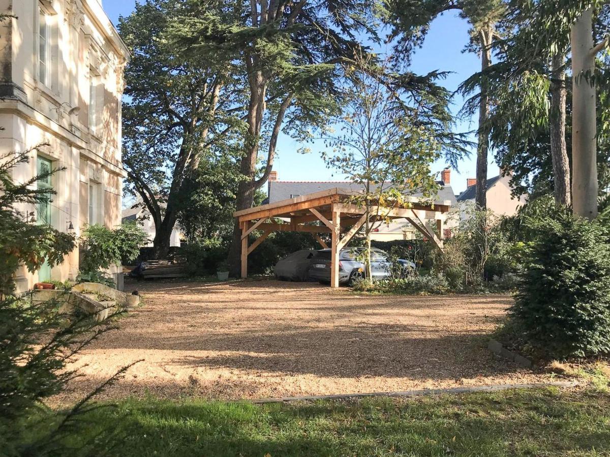 Faye-d'Anjou Maison De Maitre Avec Piscine Et Jardin - Coeur Des Coteaux Du Layon, Proche Angers Et Saumur - Fr-1-622-55 Bed & Breakfast エクステリア 写真