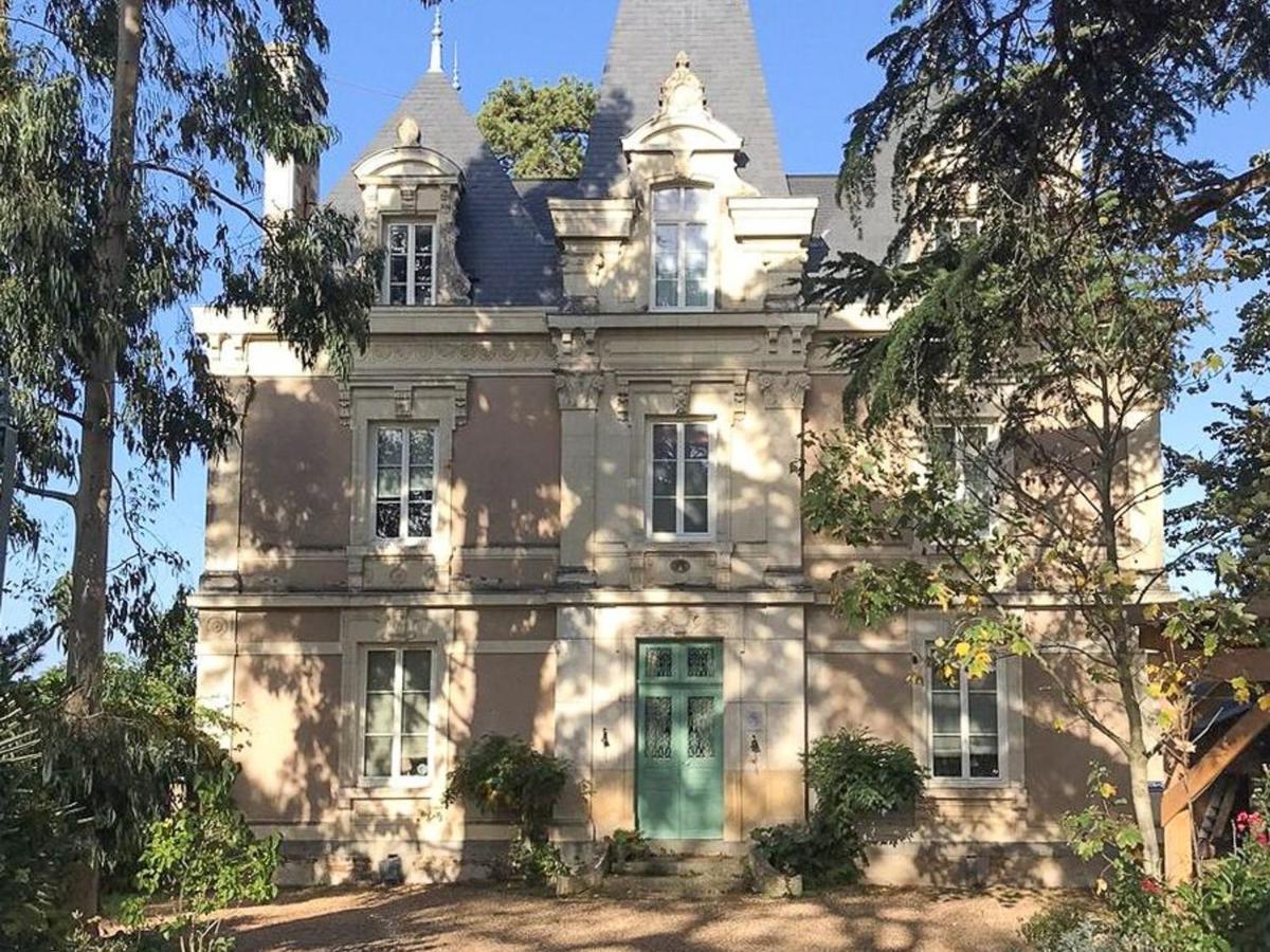 Faye-d'Anjou Maison De Maitre Avec Piscine Et Jardin - Coeur Des Coteaux Du Layon, Proche Angers Et Saumur - Fr-1-622-55 Bed & Breakfast エクステリア 写真